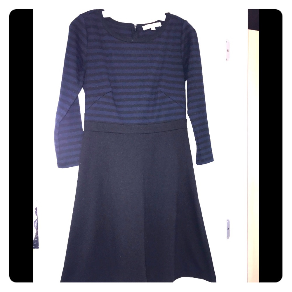 Black and blue knit dress